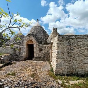 Trullo with views for extension for sale in Ceglie Messapica